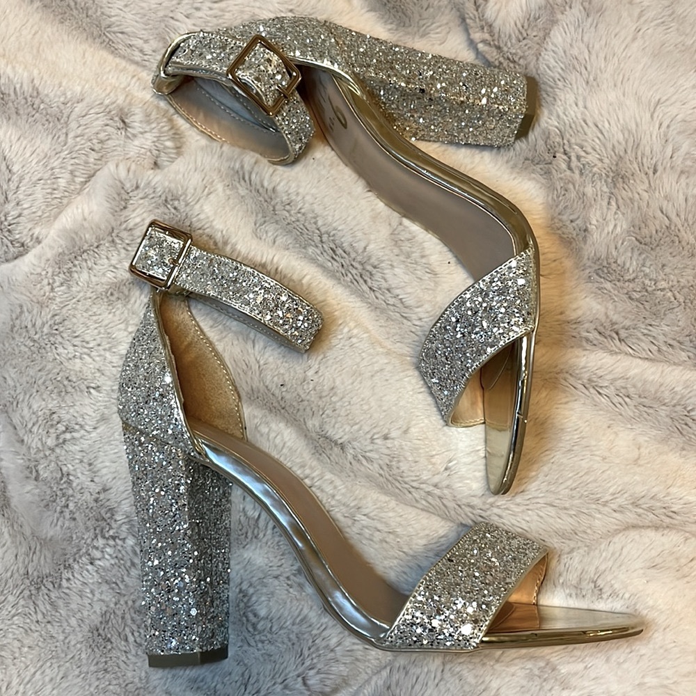Sparkly Thick Heels! 🔥
